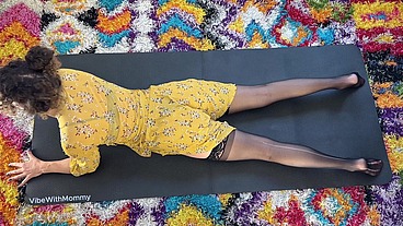 Yoga Lingerie BIG ASS JEWISH MILF
