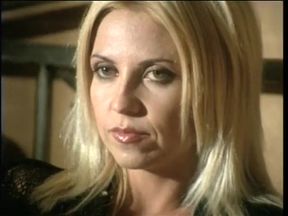 Even in the Desert Under the Hot Sun with Hot Women, There's Fucking