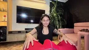 Swallowing My Boyfriend's Semen in Donuts