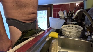 Washing dishes with pee and great cumshot