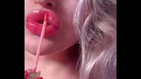 Bimbo red lipgloss captivated  Webcam Session talk with bimbo girl  Red lips and red lipgloss worship