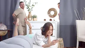Seducing a Hot Flatmate