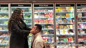 Public domination - supermarket