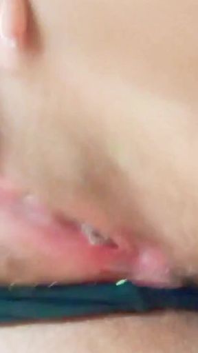 Old Lost Video Recovery: Naughty girlfriend masturbating, farting with her pussy and producing creamy!   Clip 1