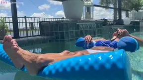 Brooke's Sexy Bikini Pool Day – Wet Bare Feet, Wrinkled Soles & Toes