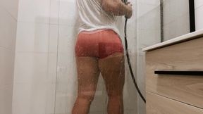 Masturbating in the Shower, Big Ass