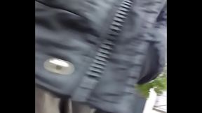 Bulto de mi amigo caminando