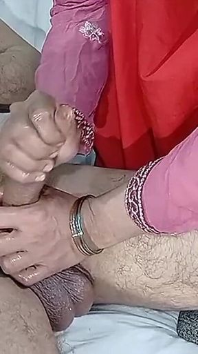 Indian Desi Whore Applied Oil on Her Hand and Took Out the Water From My Big Dick