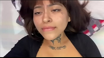 chica peruana de 18 a&ntilde_os de masturba cuando su marido le deja sola en casa