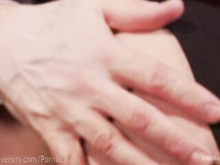 Spanking 101 - 50 Skills of Grey