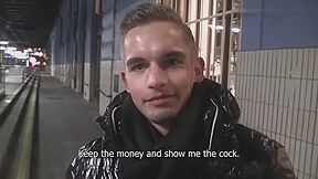 Ce Hetero Tcheque Est Tres Sexy Et Aime La Bite