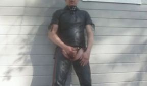 Finnish leather gay Juha Vantanen cums