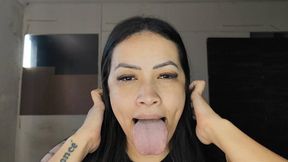 SEE MY BIGGEST TONGUE BY KIARA FULL HD