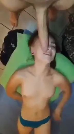 Breathplay enthusiast gagged and chokes while deepthroating a cock