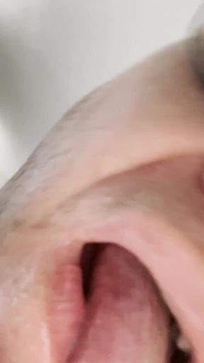 Horny in Lounge