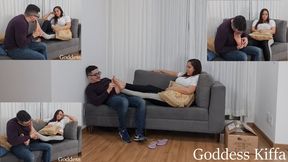 MOBILE - Goddess Kiffa - Delivery guy just want her feet - FOOT WORSHIP - FOOT DOMINATION - SOLES - TOE SUCKING - FOOT SNIFFING - LEGGING - FOOT MASSAGE - CUMSHOT - FOOTJOB - FLIP FLOPS - DANGLING -