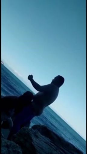 VIDEO AMATEUR GODITA FOLLADA EN LA PLAYA POR DESCONOCIDO