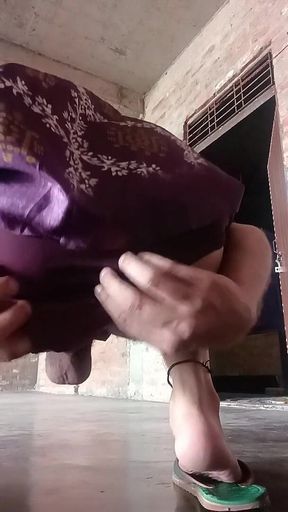 Desi Dress up Lady Boy Masturbation Huge Cock