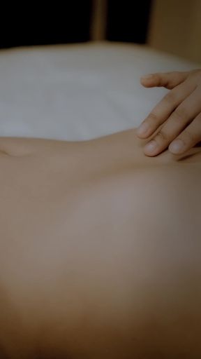 Natural beauty shows off her cute solo boobs and ass