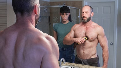 Shaving That Muscled Body
