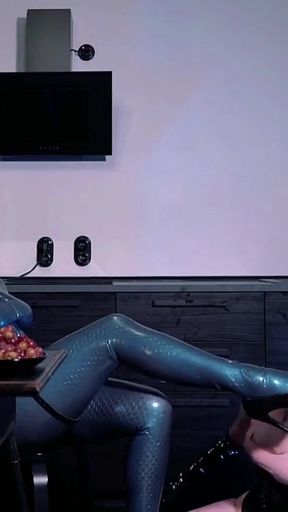 Femdom Latex Rubber Lesbian Strapon Sex