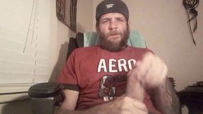 Slut Gobbles Up Every Inch of That Thick Meaty Cock