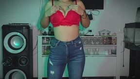 my boyfriend calls me while i m  busting my ass working