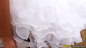 Strandedteens Runaway bride
