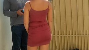 olha o gas!!! filmei escondido, dei gostoso pro vendedor de gas, gozou na minha boca e foi embora.