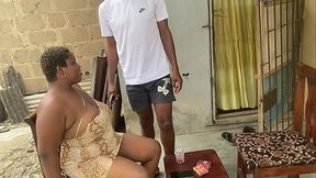 Blowjob on her first date