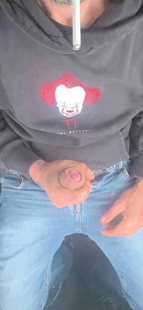 Straight guy jerks off while having a coffee