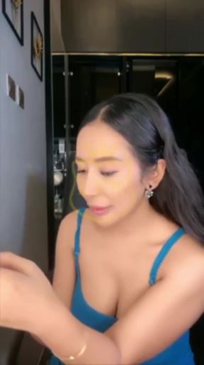 Live stream on video call calling mr koncil   Clip 2