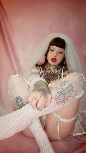 HONEYMOON SENSUAL RIDING AND ORGASM POV