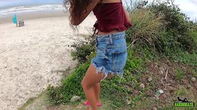 fudendo na beira da praia cheia de turistas a novinha adora uma loucura - manoella fernandes