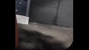 Neg&atilde_o me comeu gostoso n&atilde_o aguentou tirou a camisinha e depois tacou na minha boca fez eu ir embora escorrendo leite ...