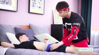 Twink Boyfriends Zachari Wiks and Karol Gajda Bareback Anal Fuck