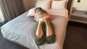 Hot MILF&#039;s Foot Tease: Bright Toes &amp; Big Booty Delight