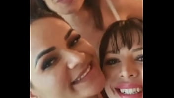 Pamela pantera dan&ccedil_ando funk com marcela branquinha e luna oliveira... atrizes porno e acompanhamtes de luxo