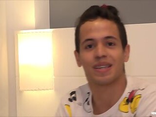 Latin Twinks Giorgio and Maykol Fuck Raw