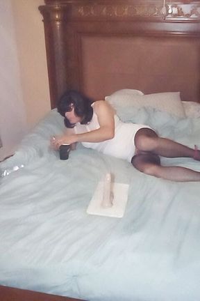 Crossdressing Cindylovs2dress Sissy Takes It in the Ass with Her 8 Toy