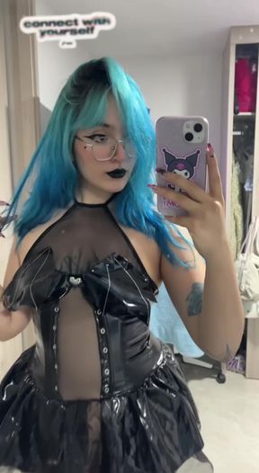 Curvy young adult vogueing in a black outfit - solo stand