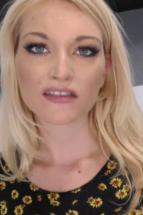 Skylar Madison sucks everyone who has black cock