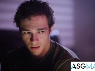 ASGMAX - End Of The World - Tatted Nerd vs. Knob: - Virginity Lost in Homo Survival Smash