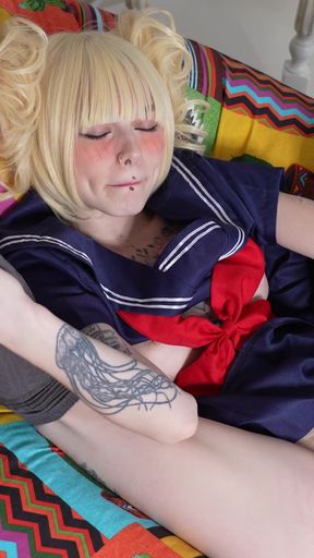 Himiko Toga has fun with her pussy with a dildo. Karneli Bandi