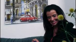 Sex Therapist Teaches Mature Couple