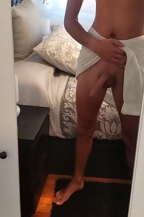 College, Gets Out of the Shower and Moves His Big Flacity Penis