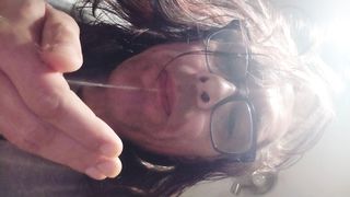 Saboreando lagrimitas sexys...