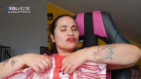 Trashy Italian gf tries on huge boobs and sneakers for new workout