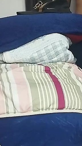 Tease My Bulge, Fell My Smell!
