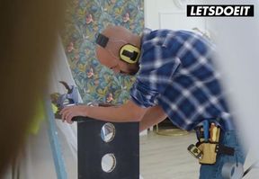Bimbo StepMom Fucked in the Ass by Big Dick Handyman - LATINA MILF